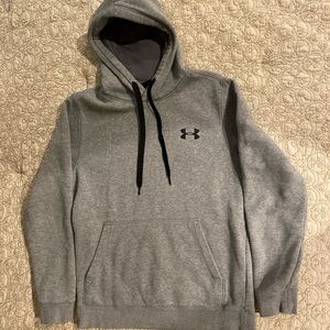 Men’s Under Armour size Small gray sweatshirt.